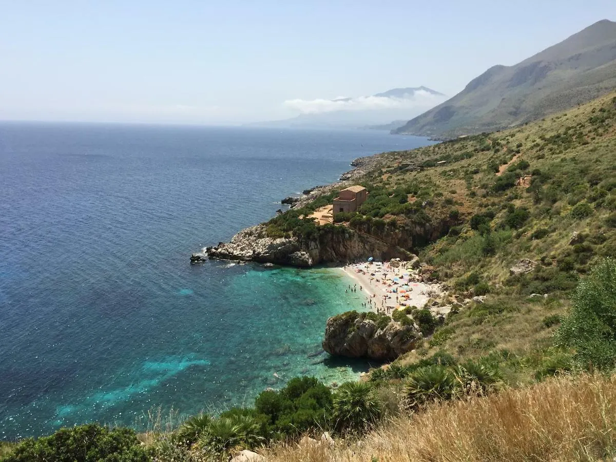 *** Nocleg ze śniadaniem Room 86 San Vito Lo Capo Włochy